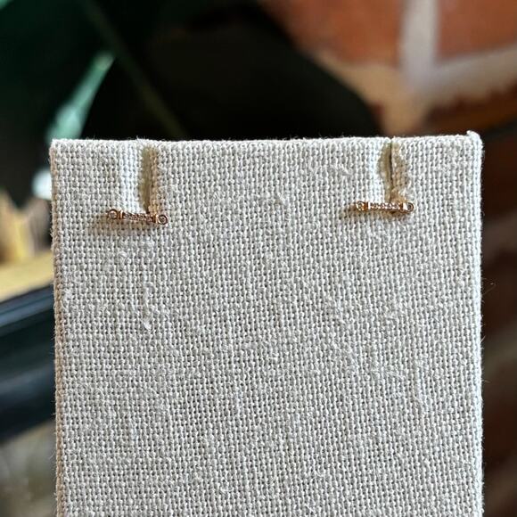 TIFFANY & CO. Fleur De Lis Key bar Earrings - Picture 3 of 5